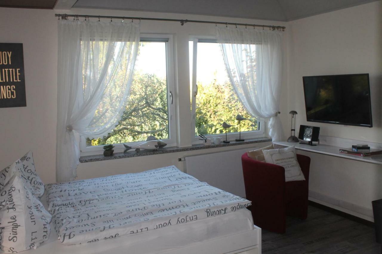 Ferienhaus Kleine Hexe ターレ エクステリア 写真